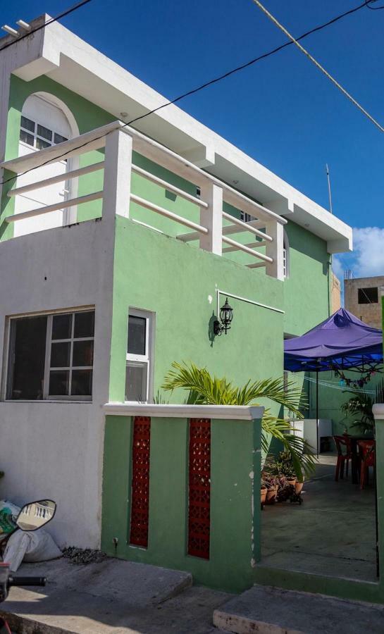 Casa Caridad Del Cobre Villa Isla Mujeres Bagian luar foto