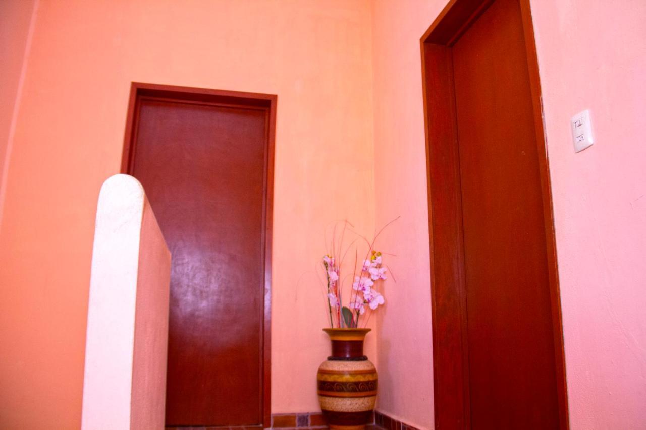 Casa Caridad Del Cobre Villa Isla Mujeres Bagian luar foto